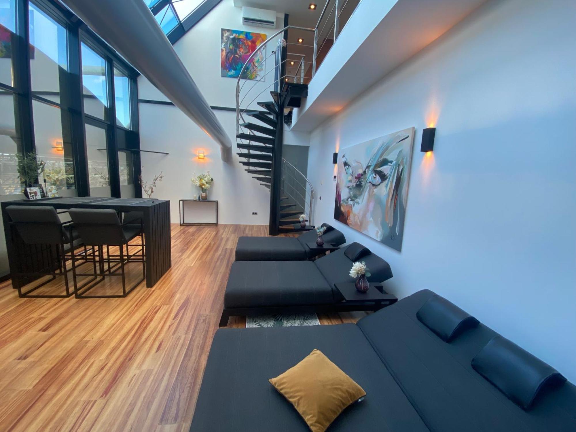 Wellness Dome Penthouse Suite Kerkrade Bagian luar foto